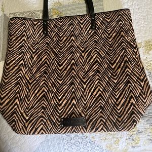 Vera Bradley zebra print date tote